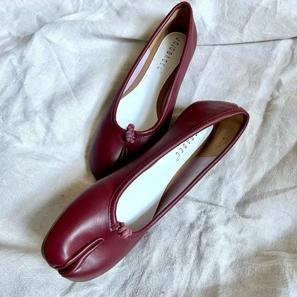 Leather Tabi Flats - Picture 2 of 6